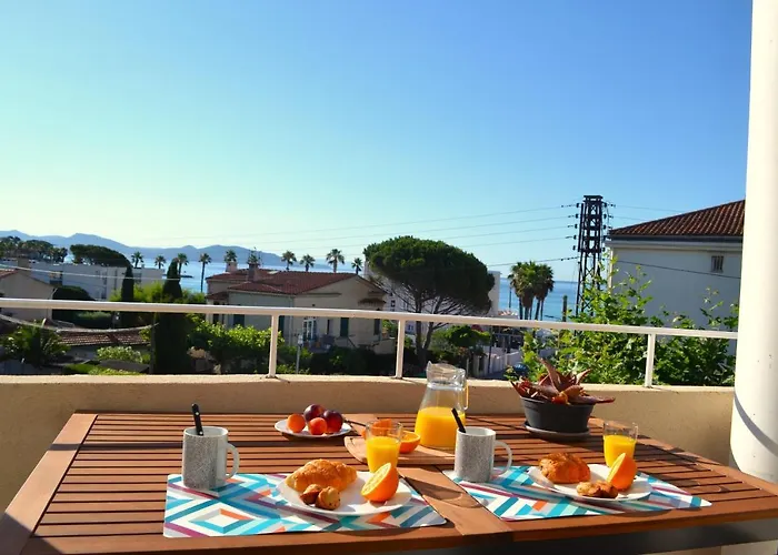Appartement Vue Mer Avec Parking Ferme